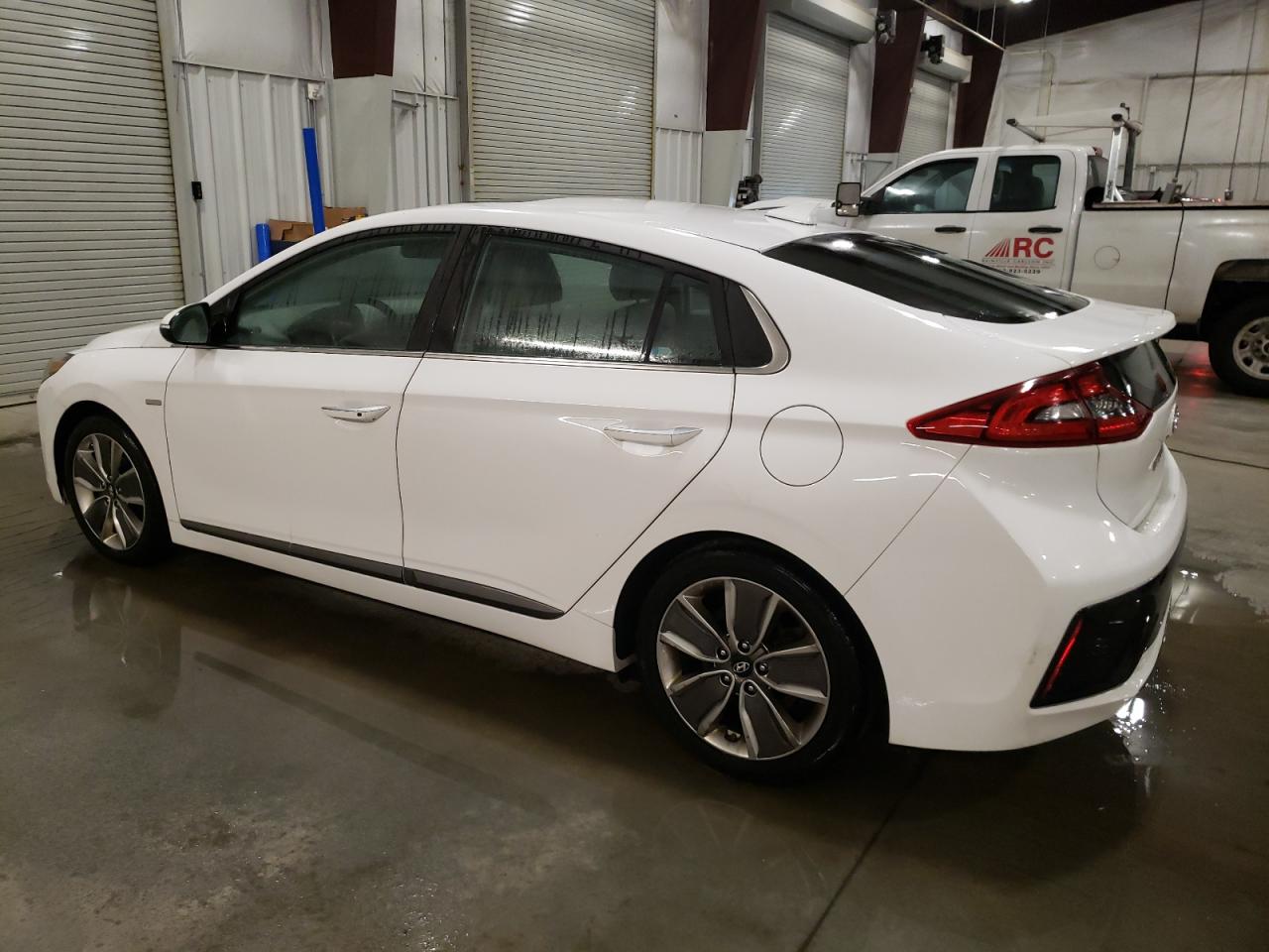 2017 Hyundai IONIQ - Image 2