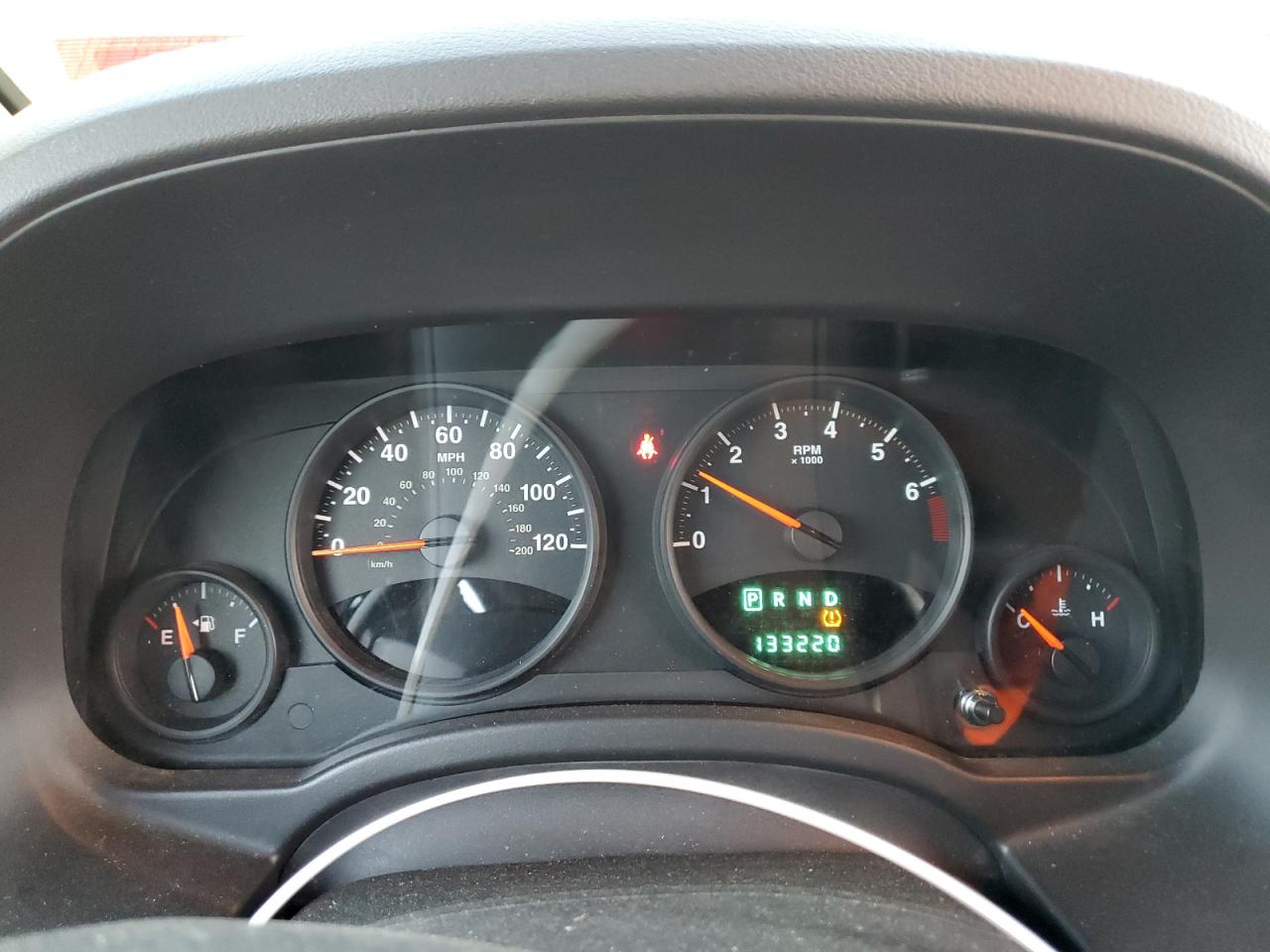 2010 Jeep Compass - Image 9