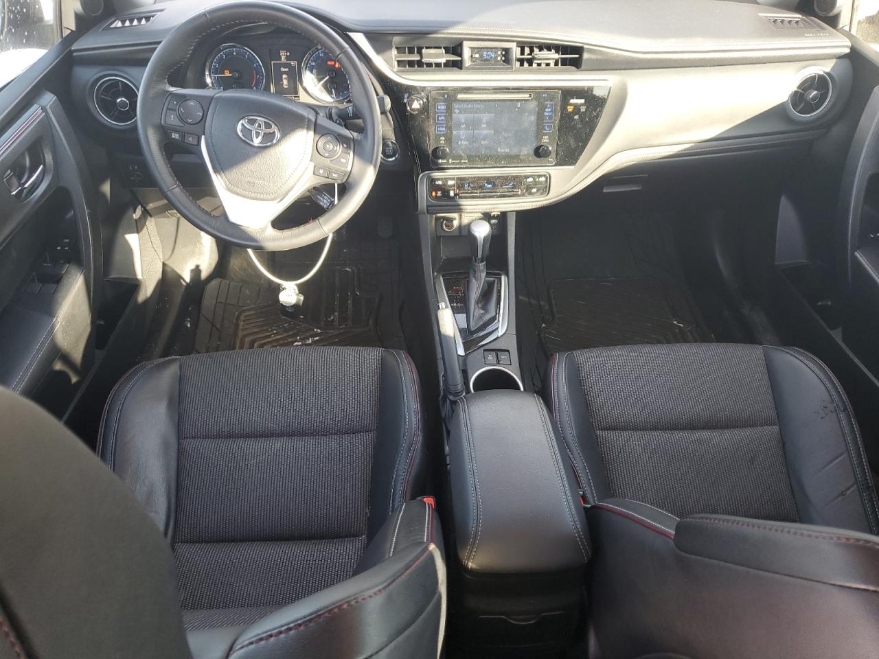 2017 Toyota Corolla - Image 8