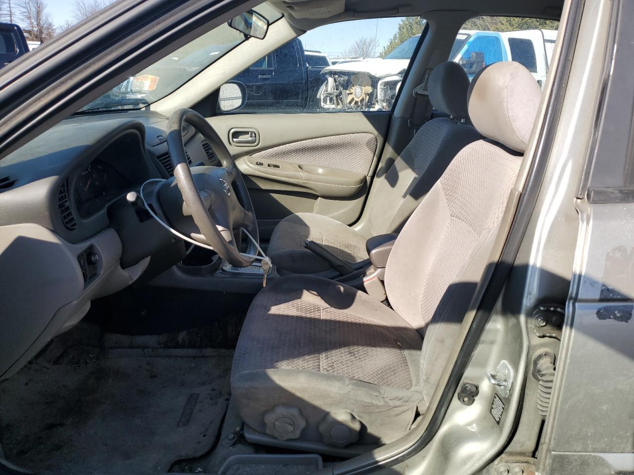 2005 Nissan Sentra - Image 7