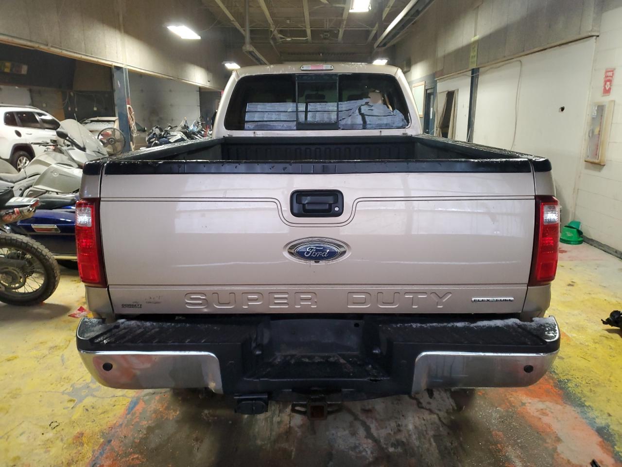 2013 Ford F350 - Image 6