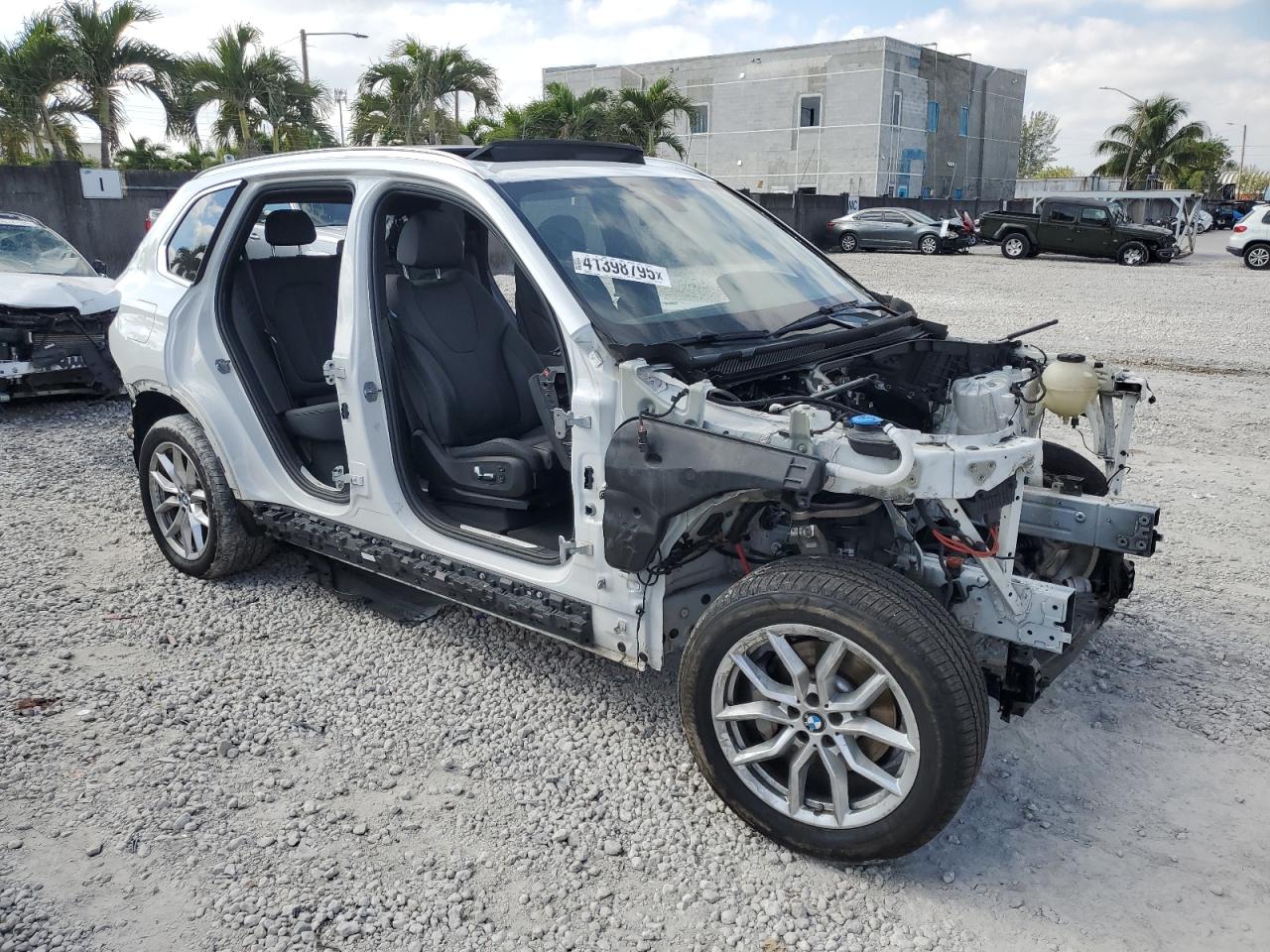 2019 BMW X5 - Image 4