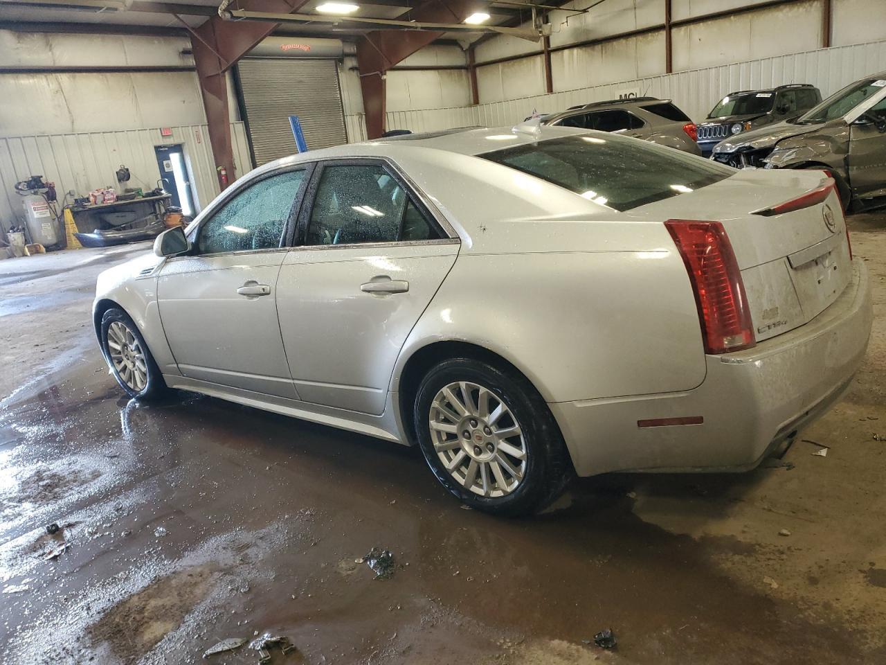 2010 Cadillac CTS - Image 2