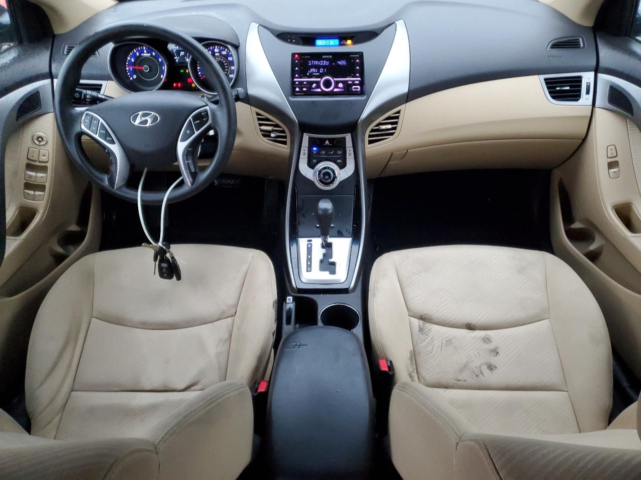 2012 Hyundai Elantra - Image 8