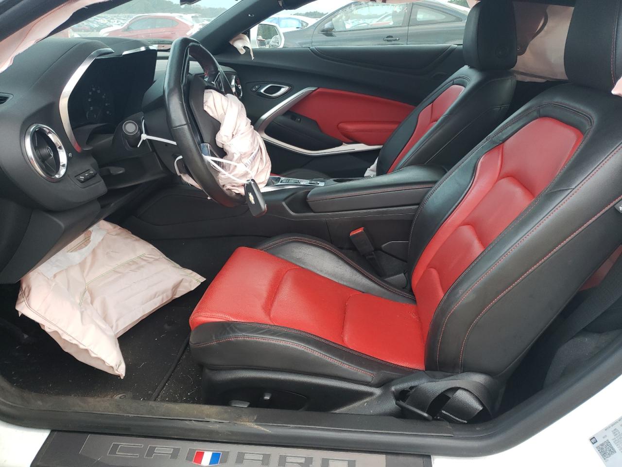 2023 Chevrolet Camaro - Image 7