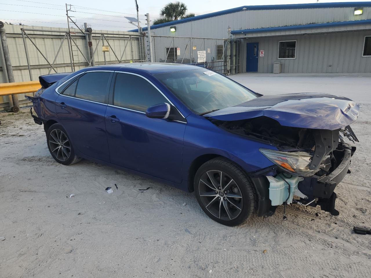 2015 Toyota Camry - Image 4