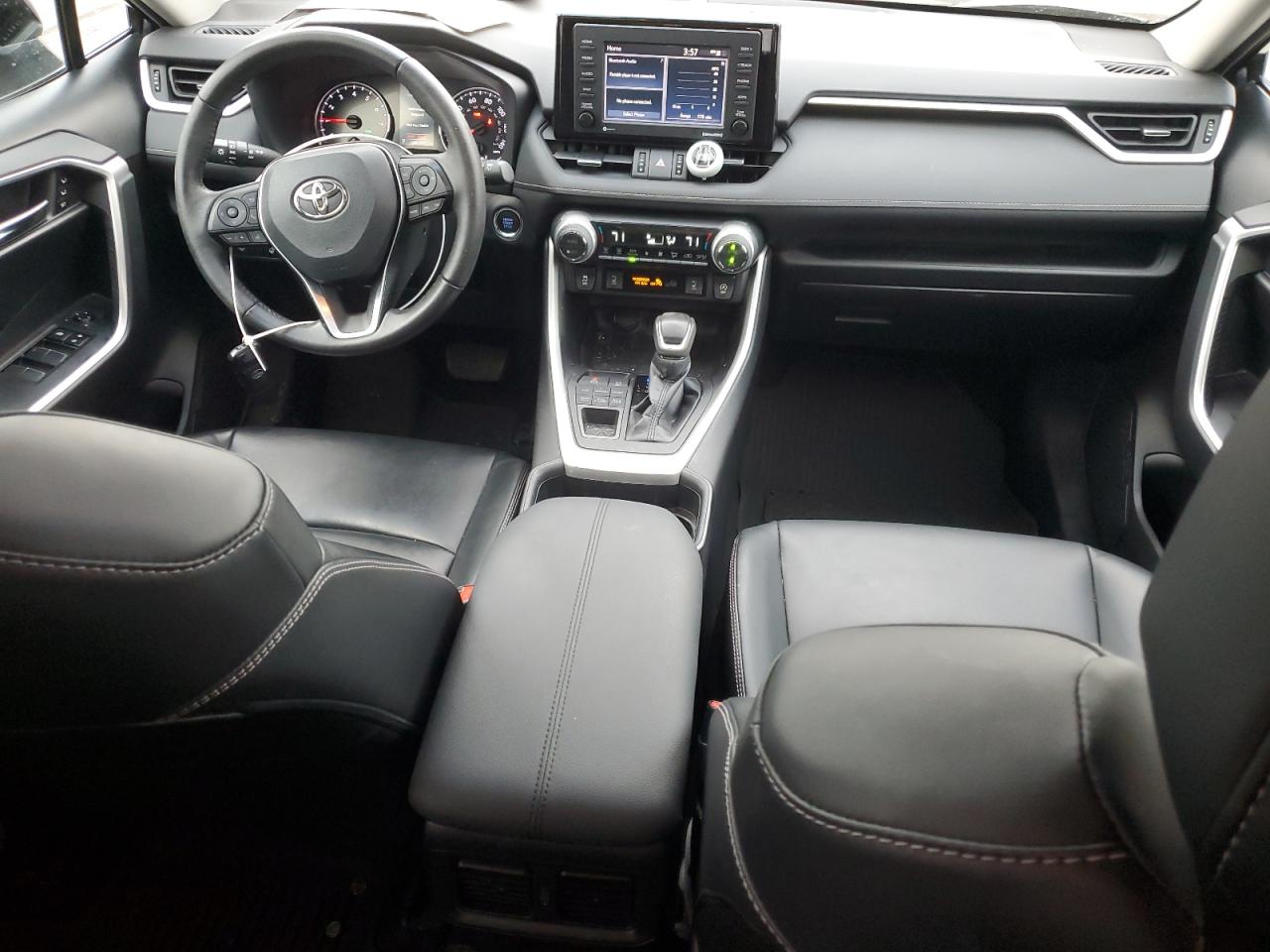2021 Toyota RAV 4 - Image 8