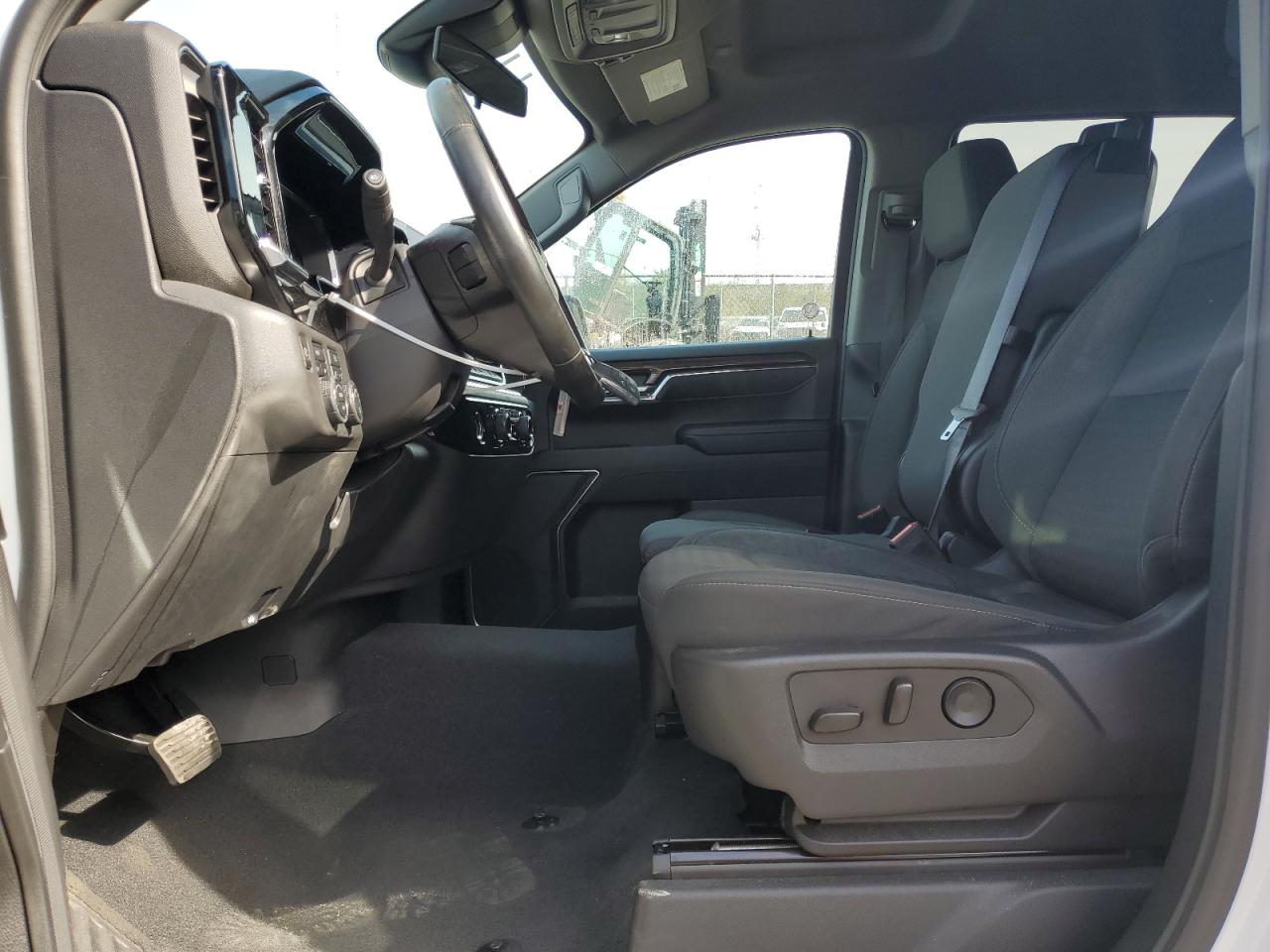 2023 Chevrolet Silverado - Image 7
