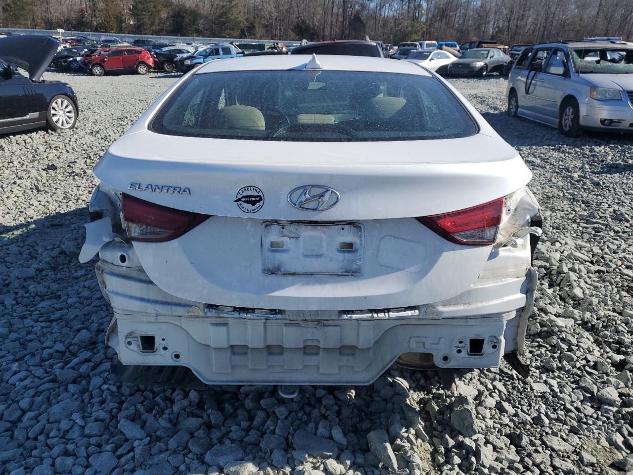 2016 Hyundai Elantra - Image 6