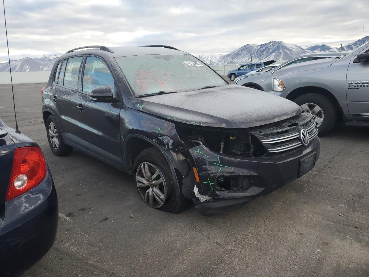 2016 Volkswagen Tiguan - Image 4