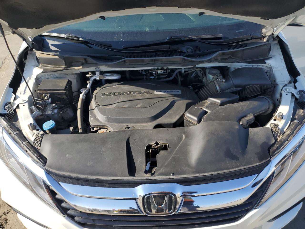 2018 Honda Odyssey - Image 13