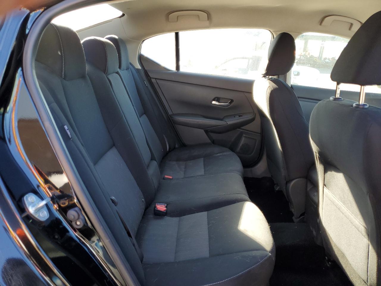 2022 Nissan Sentra - Image 10