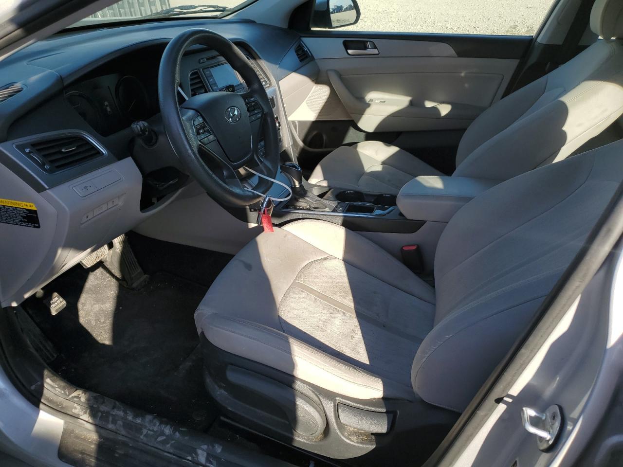 2016 Hyundai Sonata - Image 7
