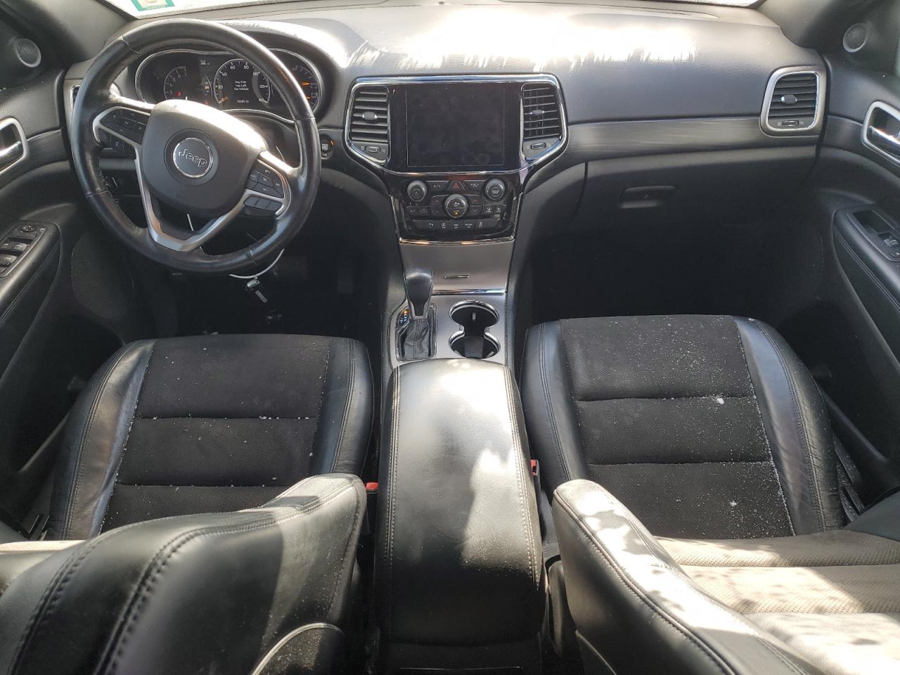 2020 Jeep Grand Cherokee - Image 8