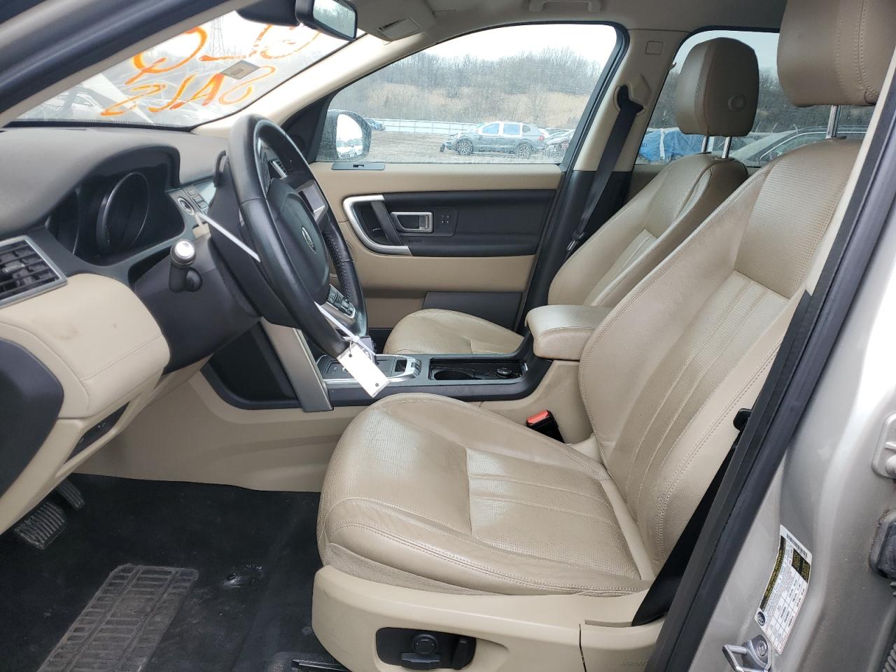 2017 Land Rover Discovery - Image 7