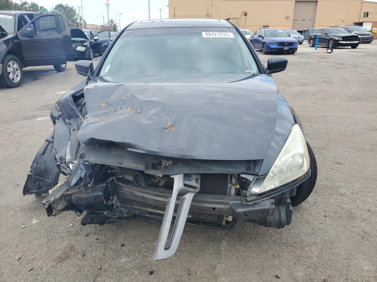 2004 Honda Accord - Image 5