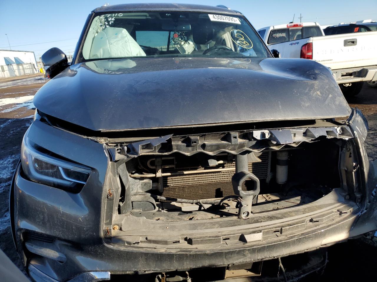 2019 Infiniti QX80 - Image 5