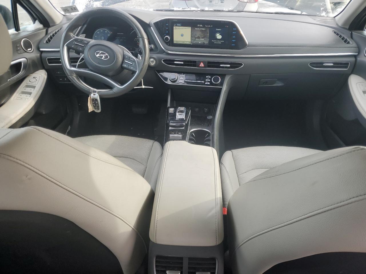 2022 Hyundai Sonata - Image 8