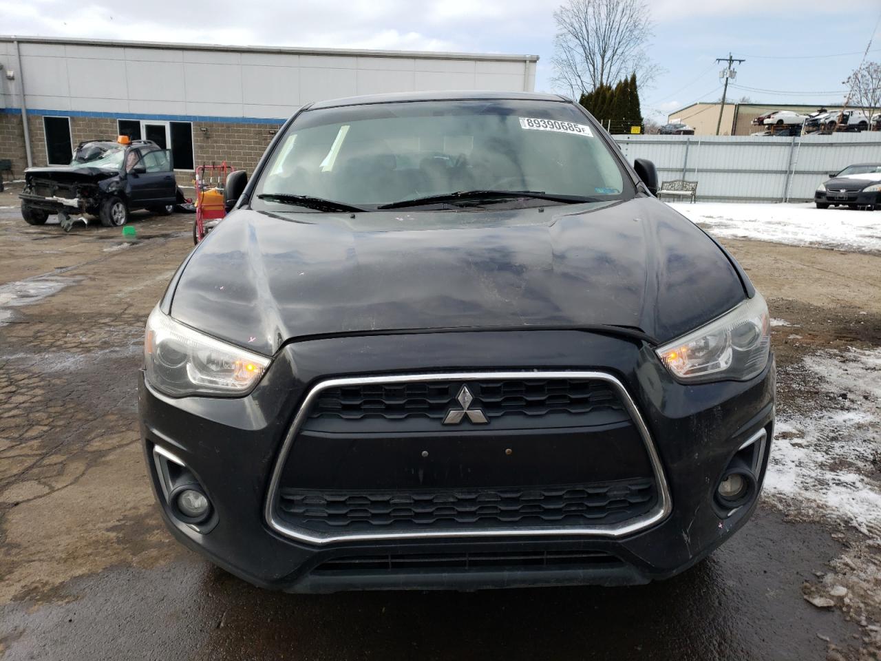 2015 Mitsubishi Outlander - Image 5