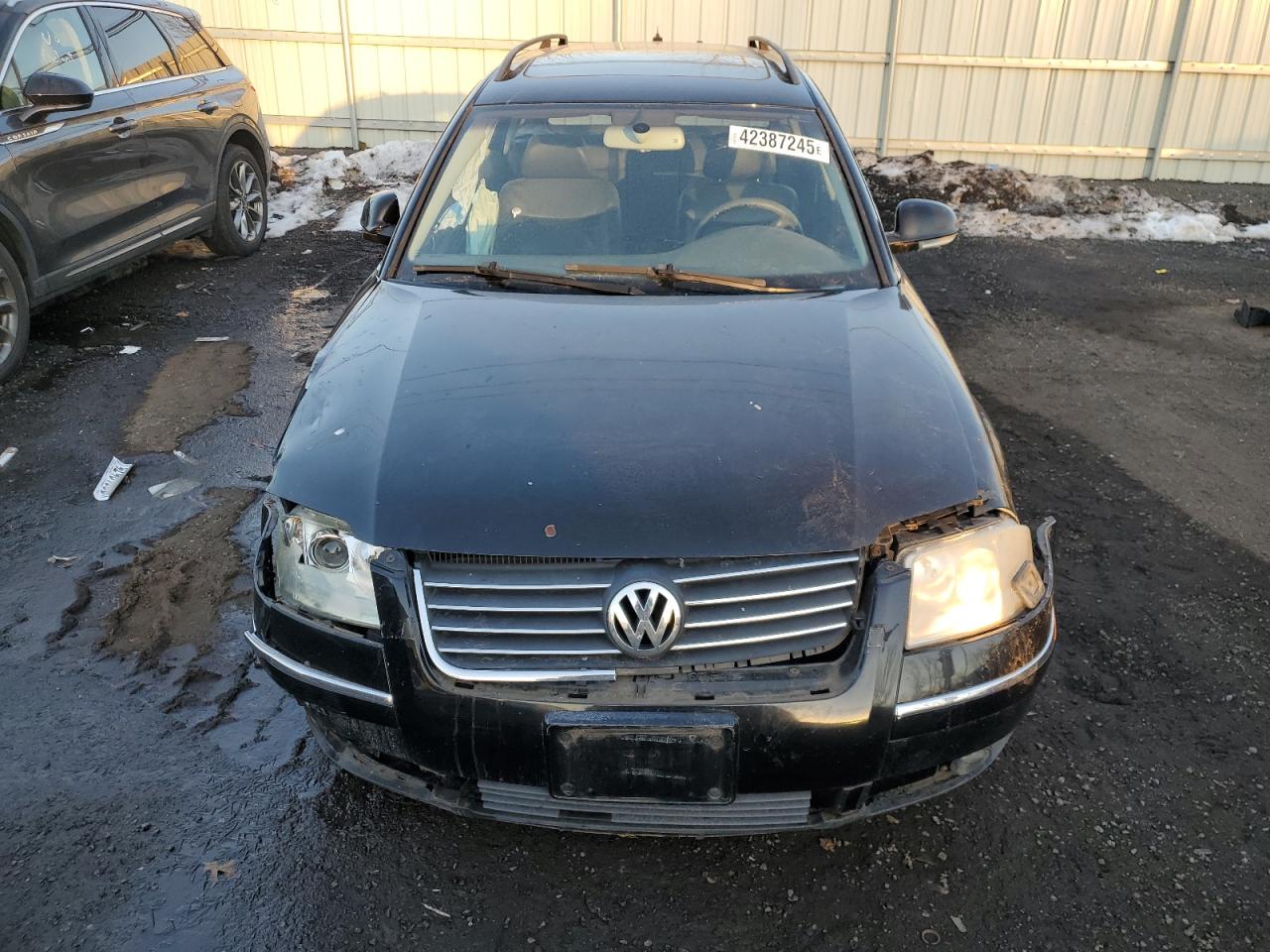 2004 Volkswagen Passat - Image 5