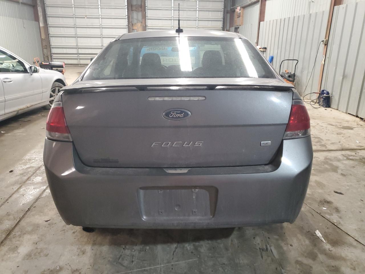2010 Ford Focus - Image 6