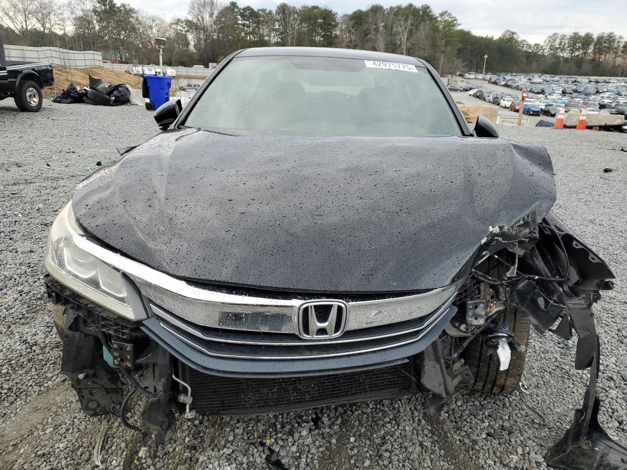 2017 Honda Accord - Image 5