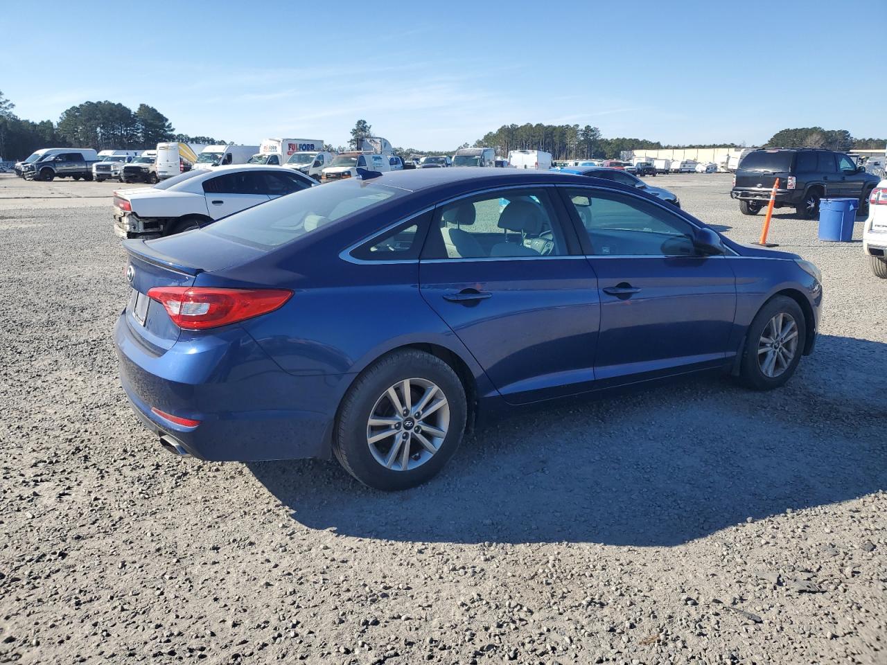 VIN 5NPE24AF7FH237767 2015 HYUNDAI SONATA no.3