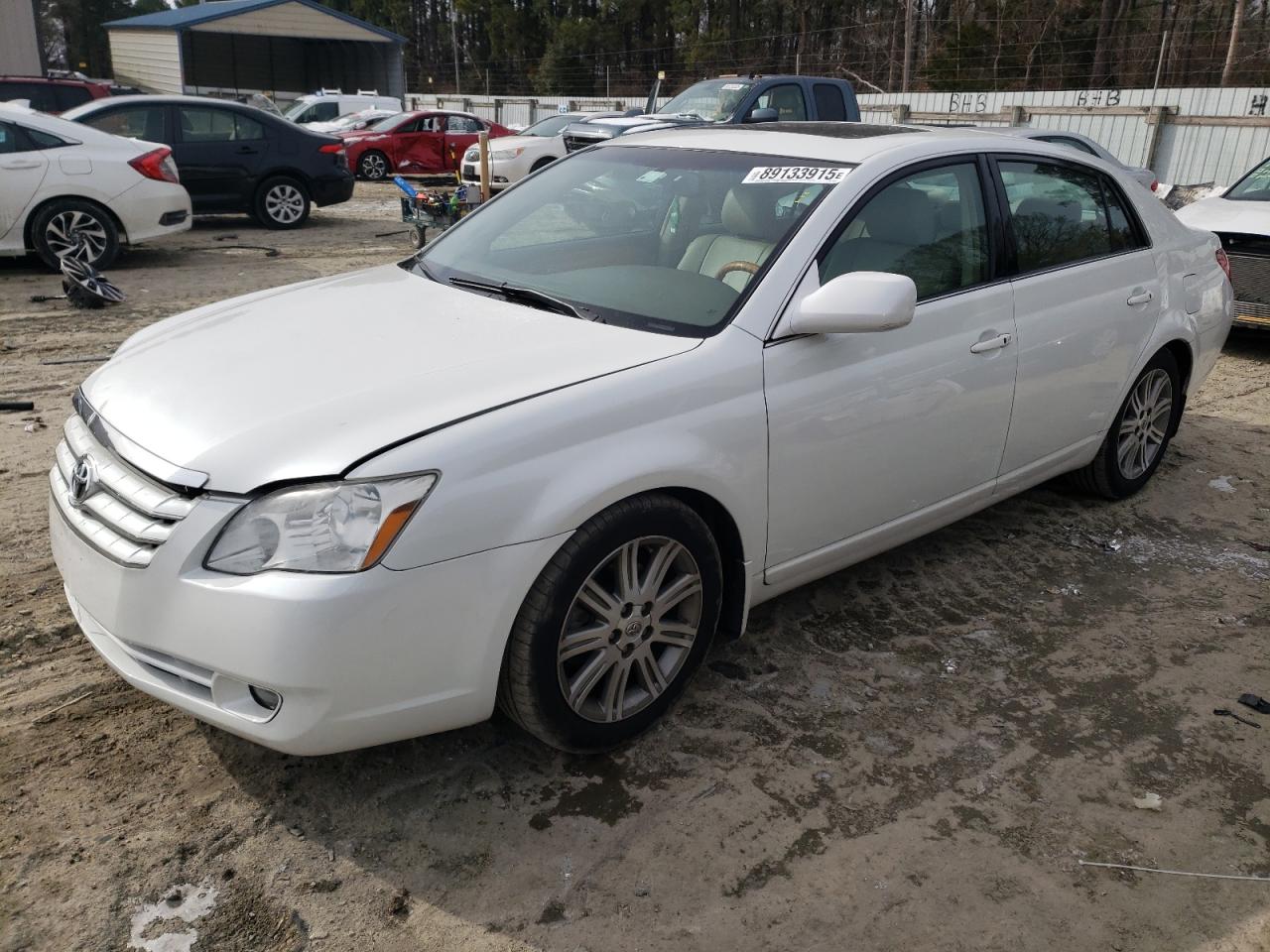 2007 Toyota Avalon - Image 1