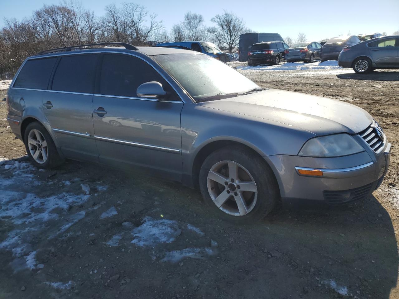 2004 Volkswagen Passat - Image 4