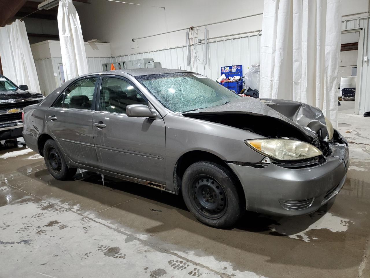 2005 Toyota Camry - Image 4