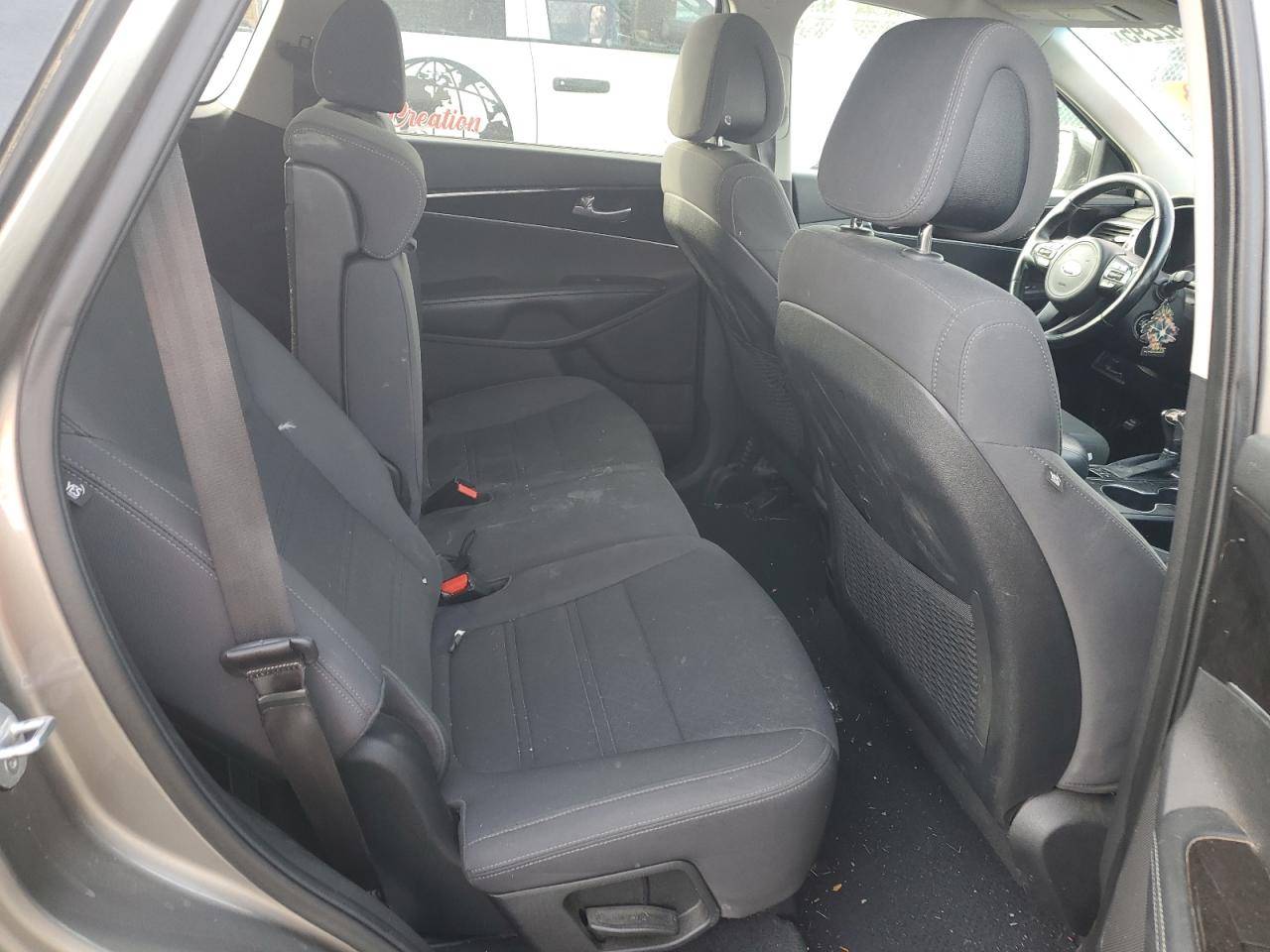 2016 Kia Sorento - Image 11