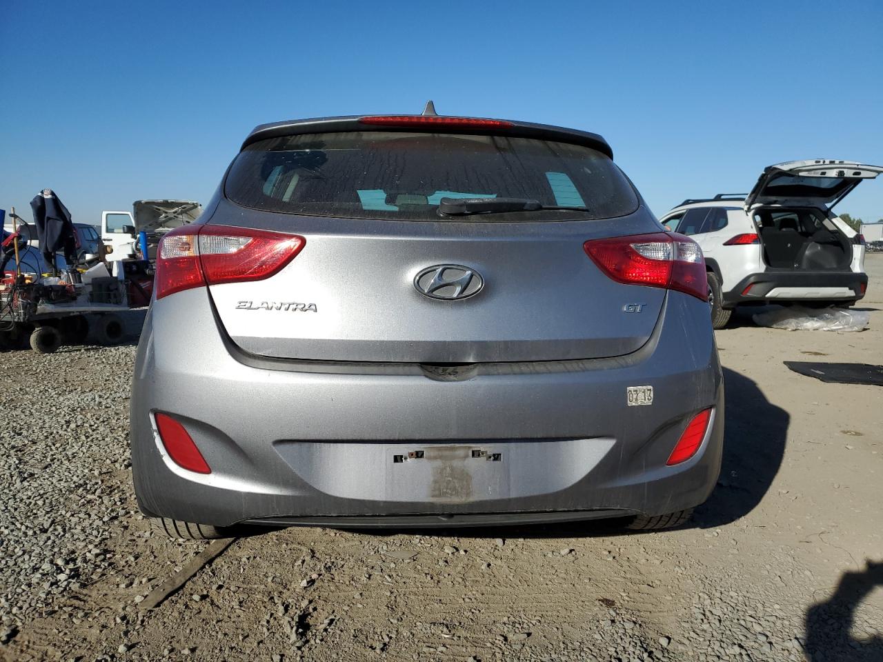 2013 Hyundai Elantra - Image 6