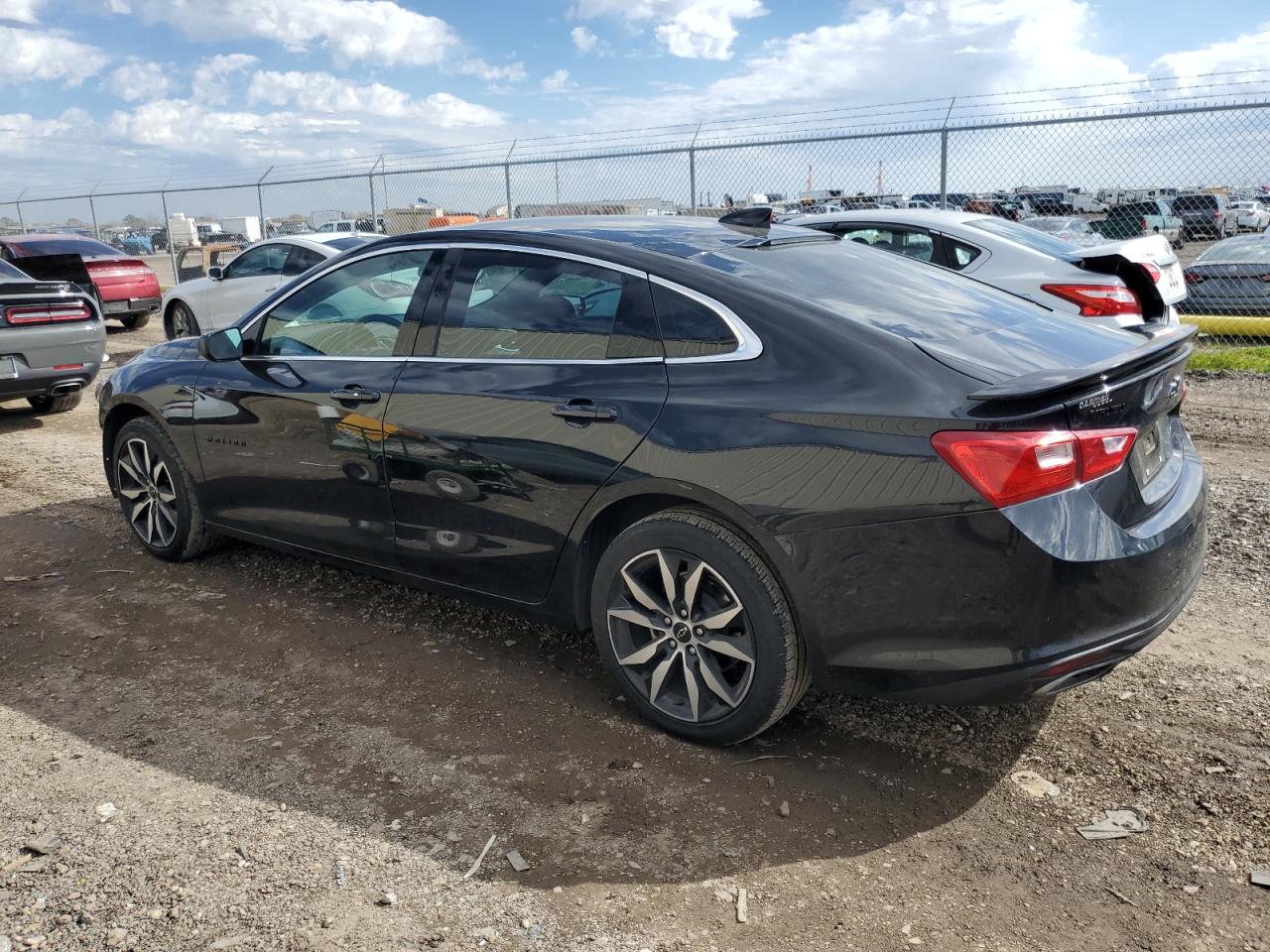 2023 Chevrolet Malibu - Image 2