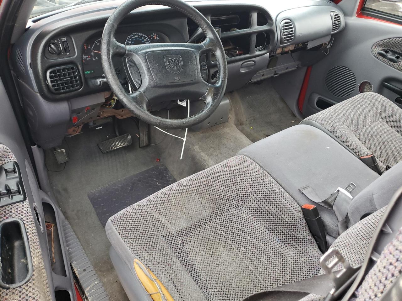 2001 Dodge RAM - Image 8