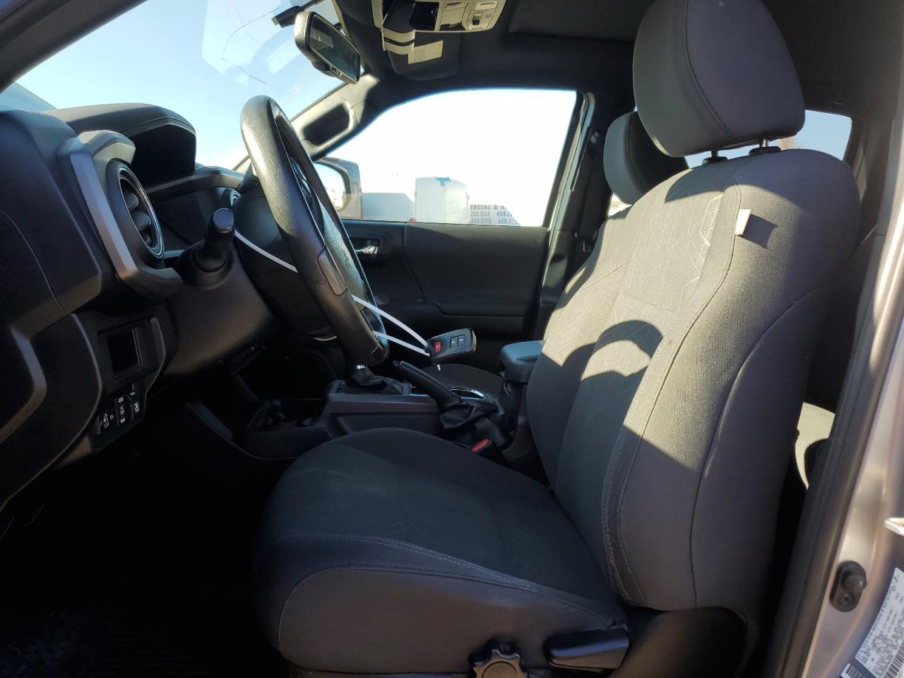 2017 Toyota Tacoma - Image 7
