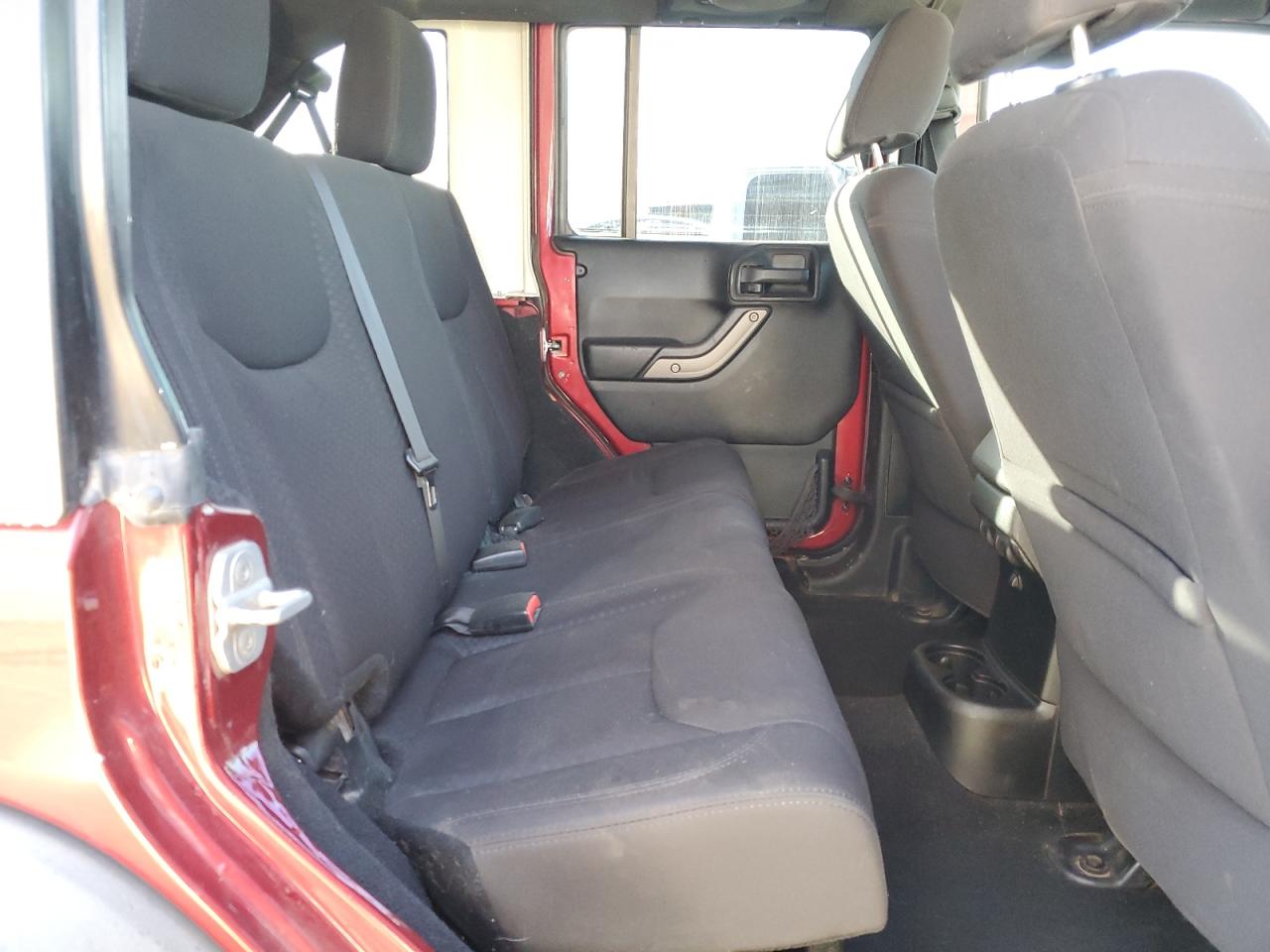 2013 Jeep Wrangler - Image 10