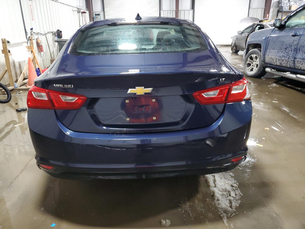 2018 Chevrolet Malibu - Image 6
