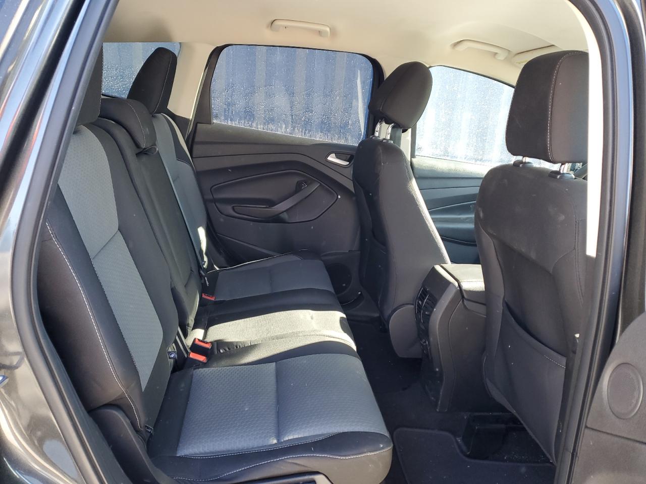 2017 Ford Escape - Image 11