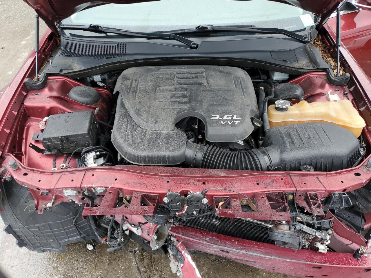 2018 Chrysler 300 - Image 11
