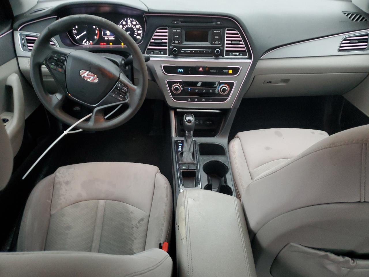 2015 Hyundai Sonata - Image 8