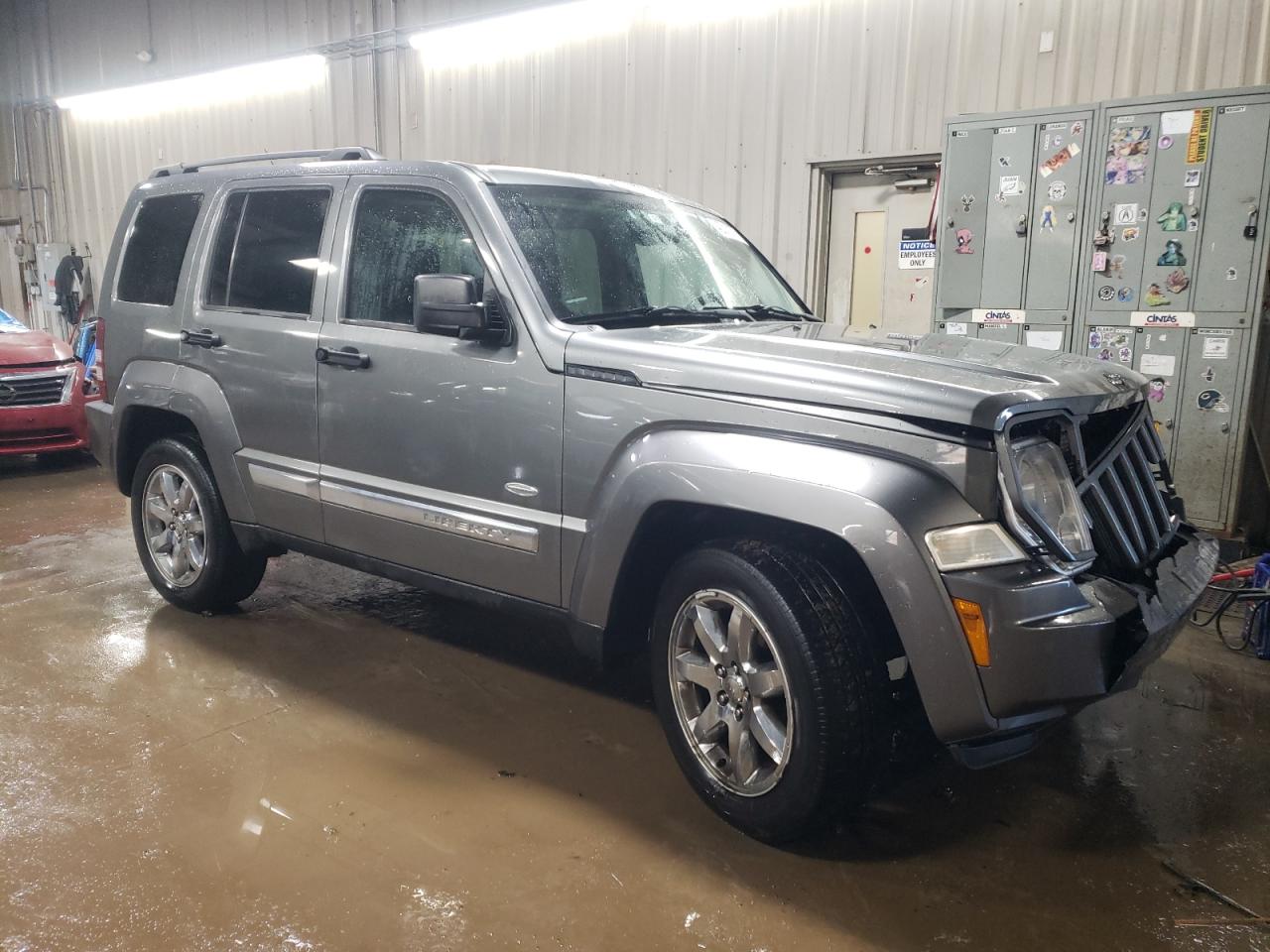 2012 Jeep Liberty (North America) - Image 4