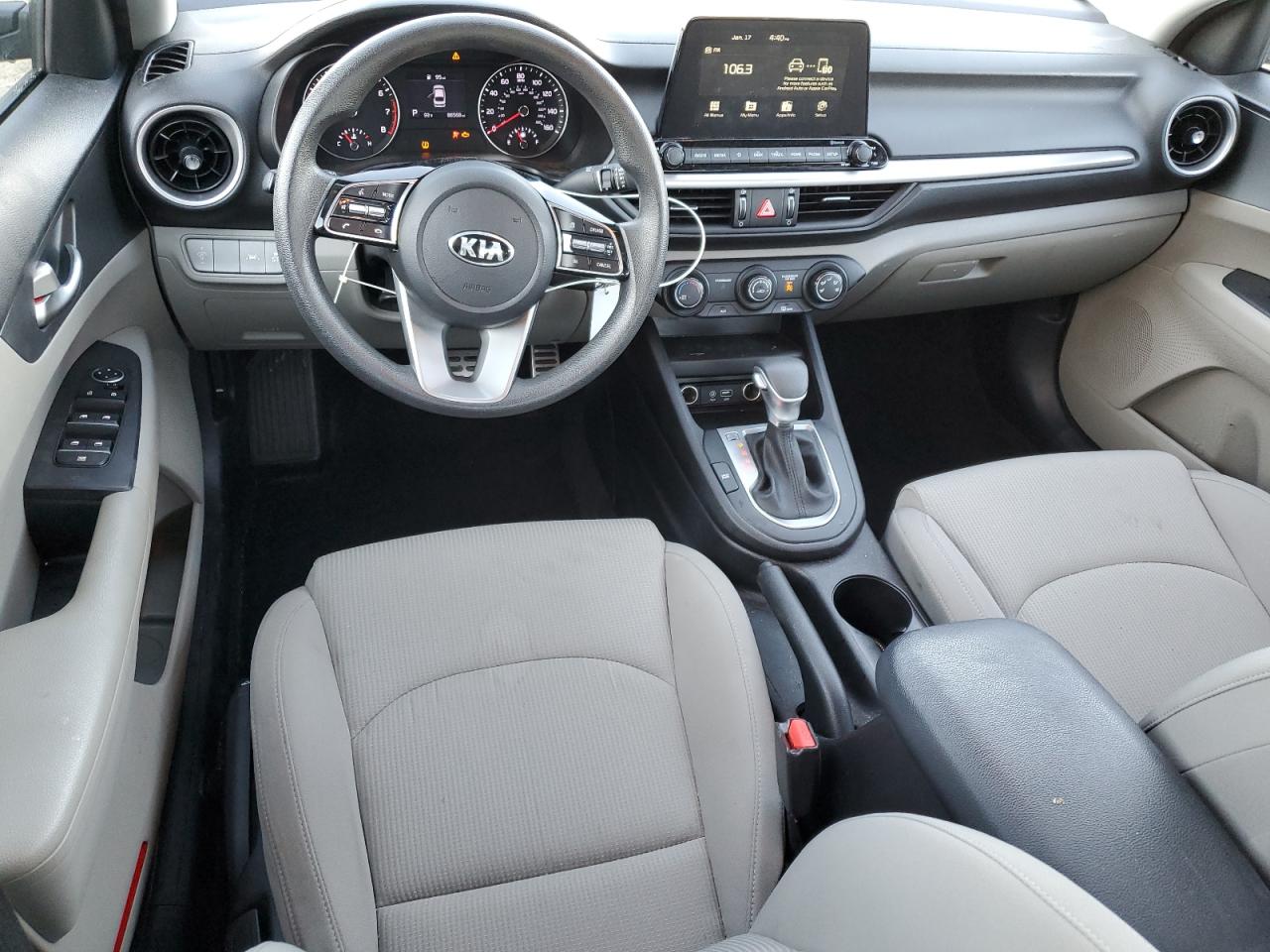 2021 Kia Forte - Image 8