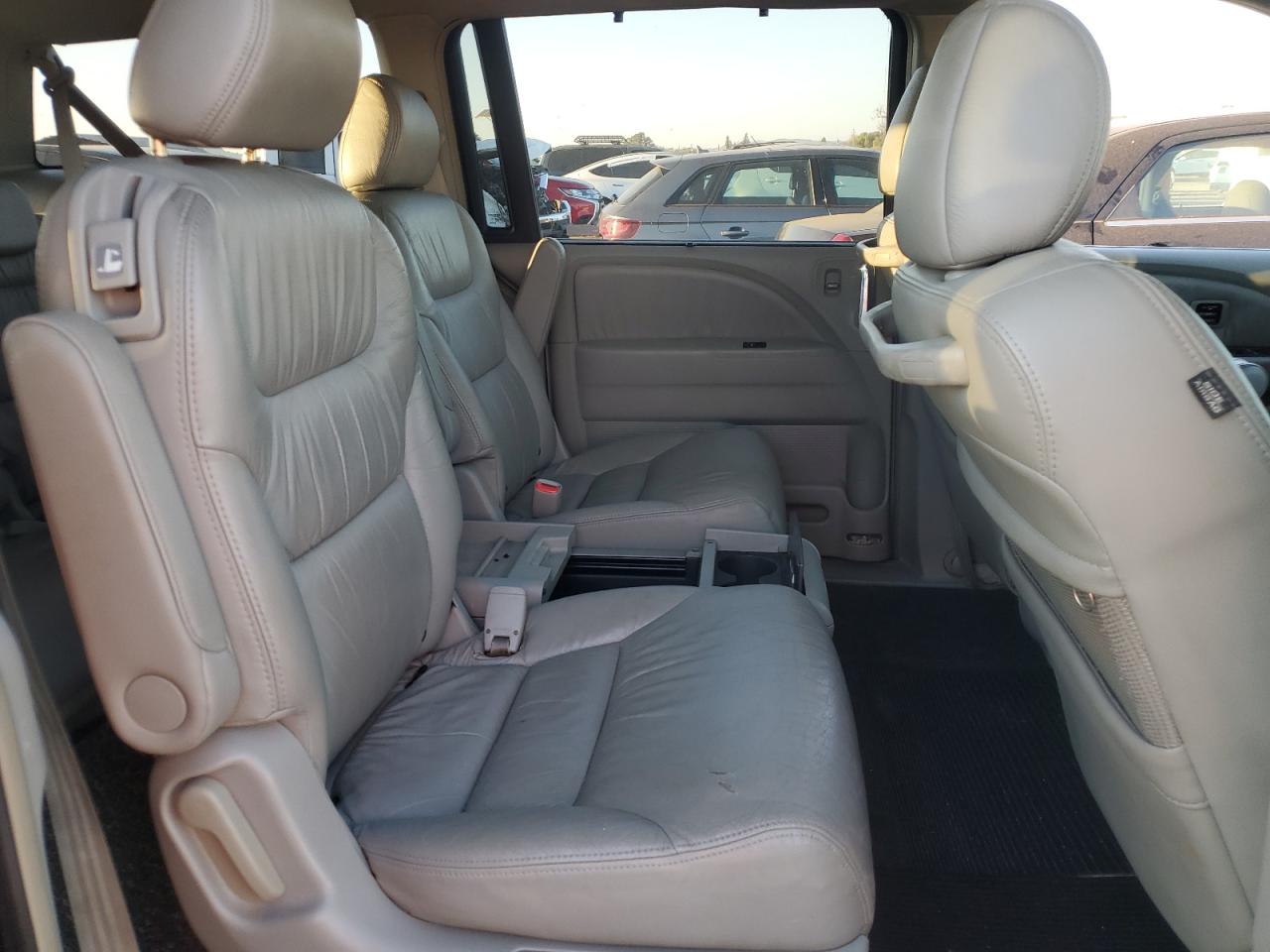 2006 Honda Odyssey - Image 11