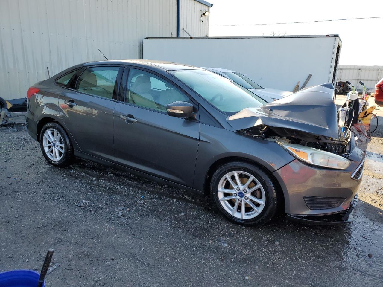 2015 Ford Focus - Image 4