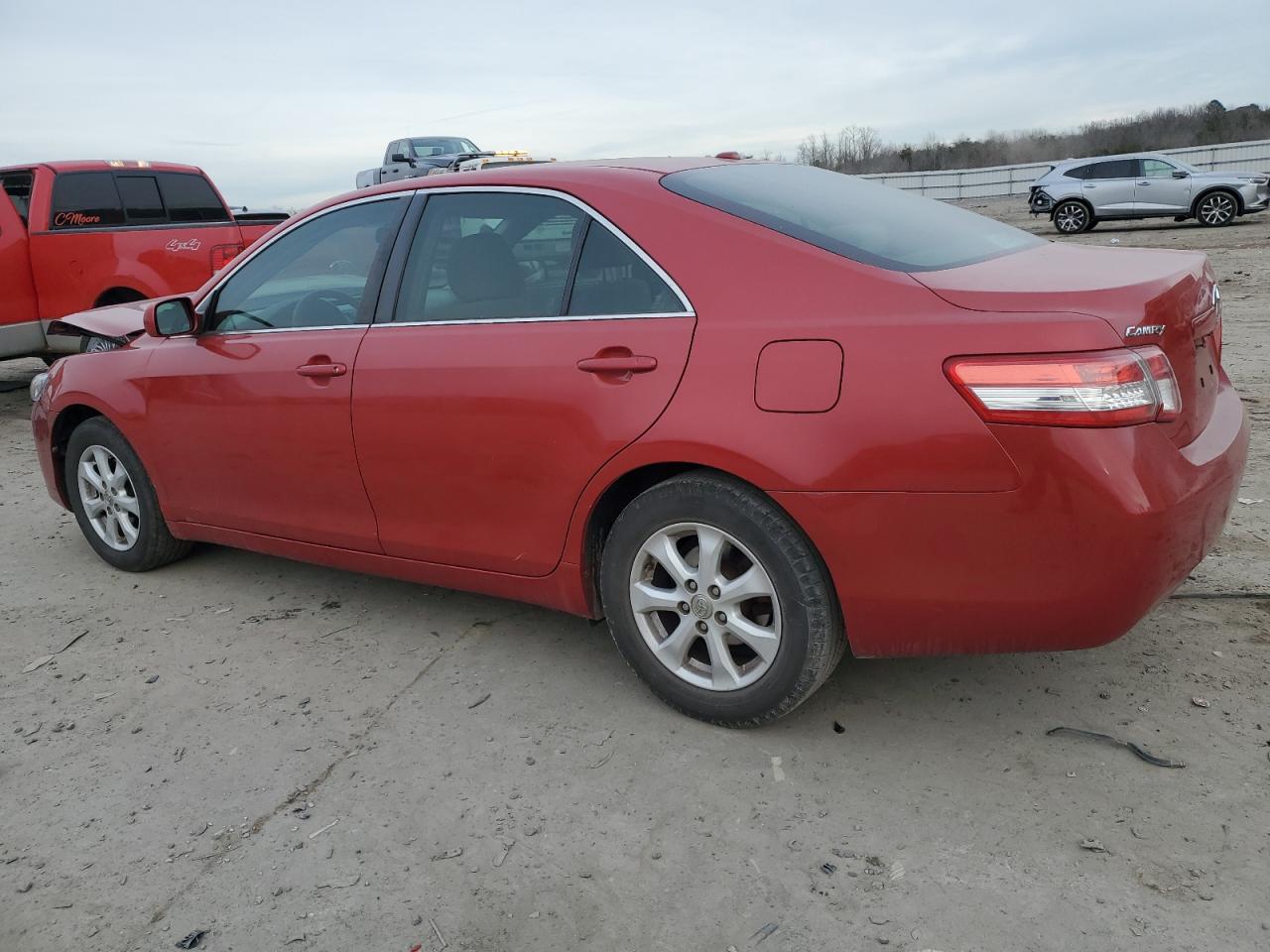 2011 Toyota Camry - Image 2