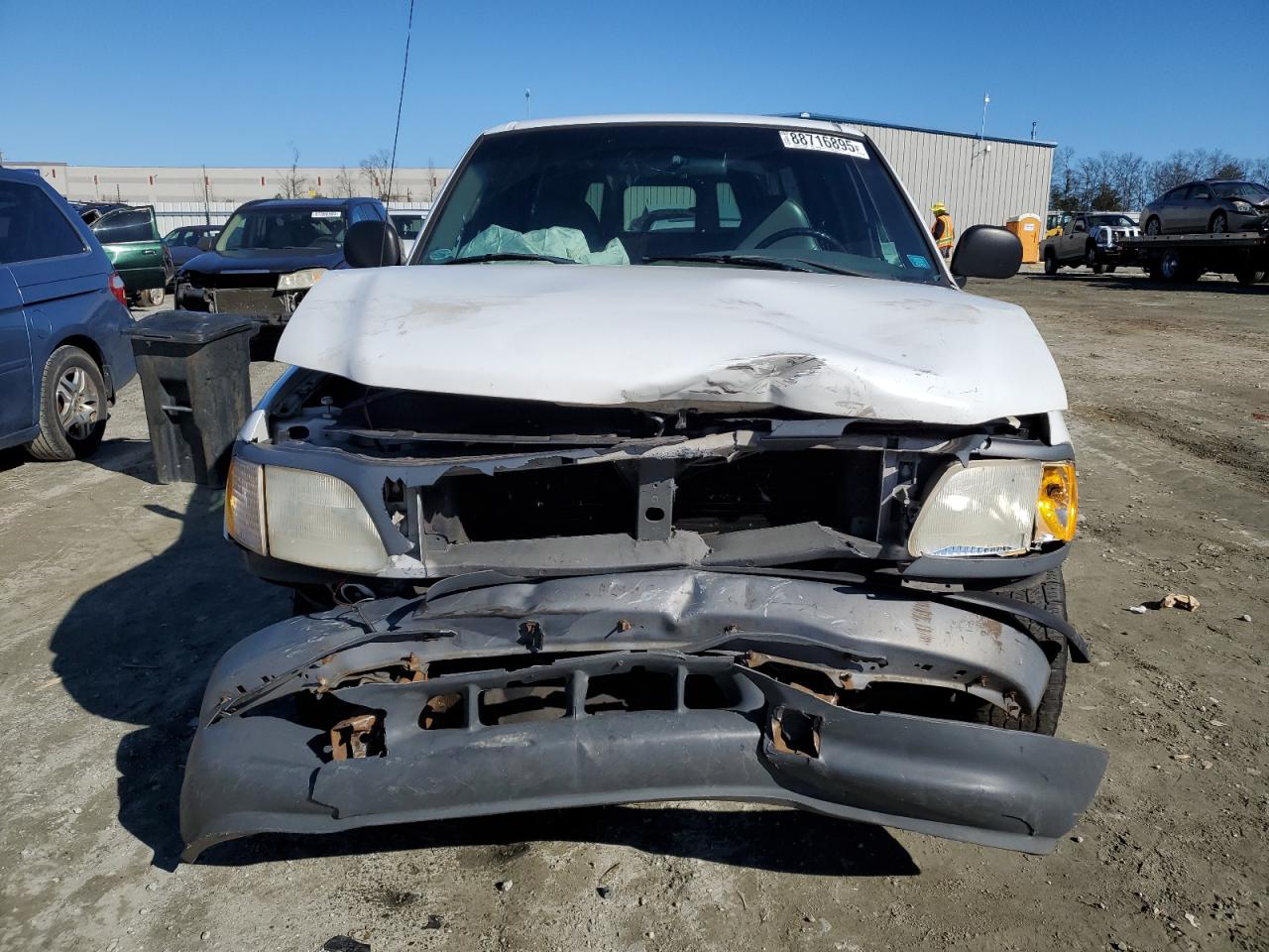 2001 Ford F-150 - Image 5