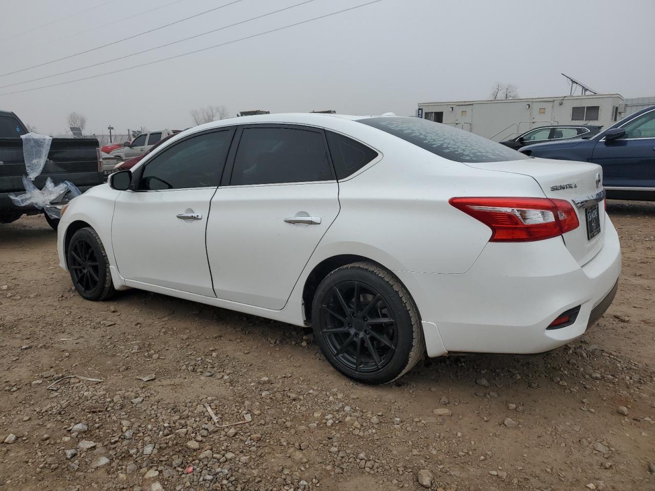 2018 Nissan Sentra - Image 2