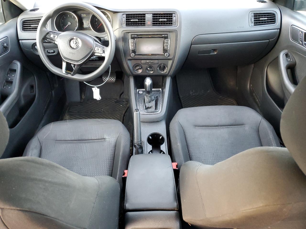 2015 Volkswagen Jetta - Image 8