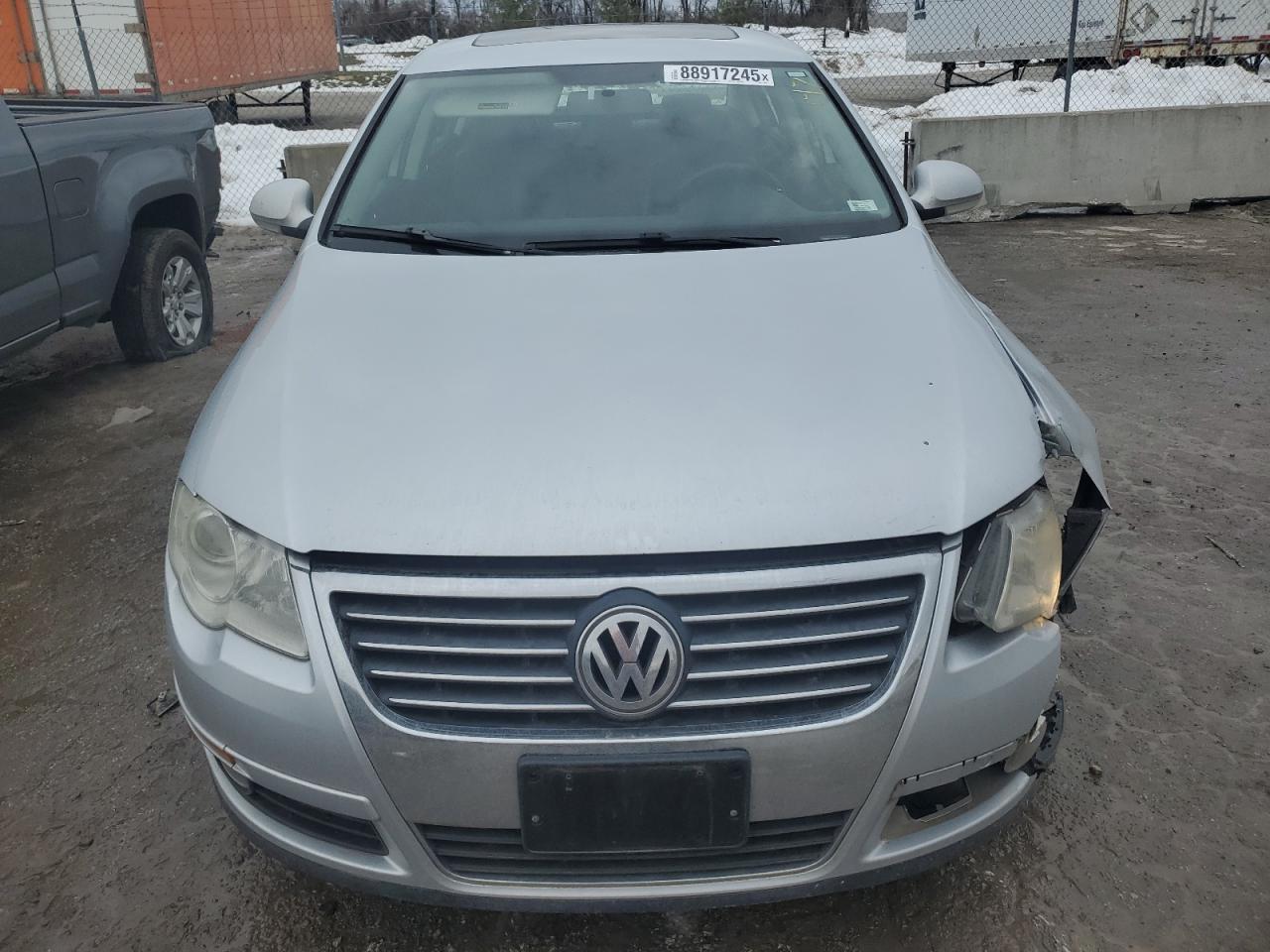 2007 Volkswagen Passat - Image 5