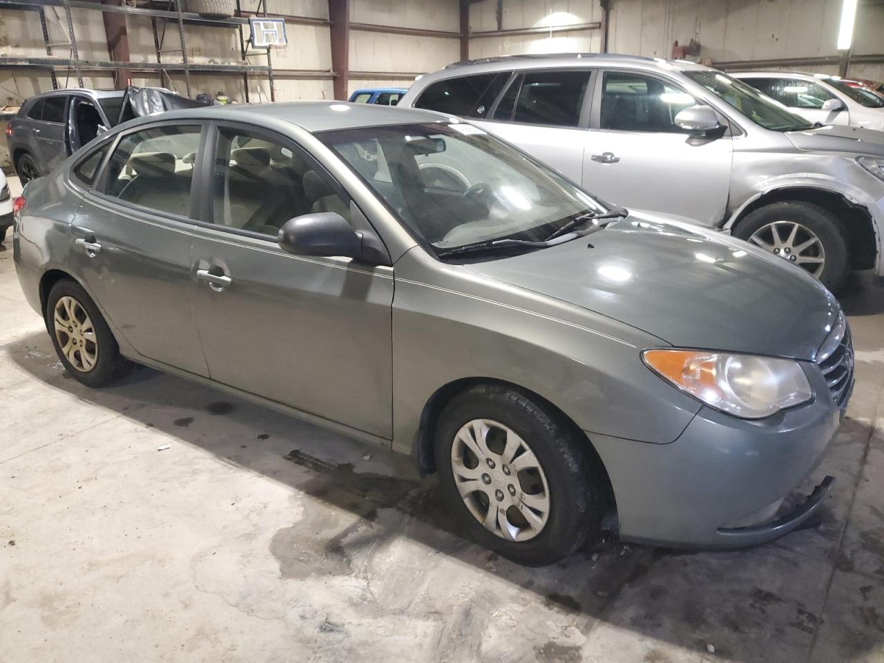 2010 Hyundai Elantra - Image 4